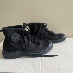 Black palladium boots size 9